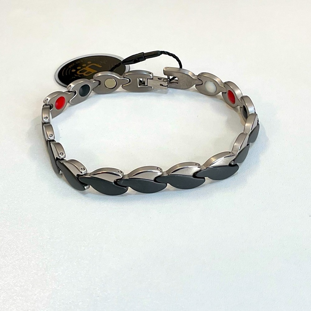 UltraBand USA Therapeutic Titanium Magnetic Healing Unisex Bracelet